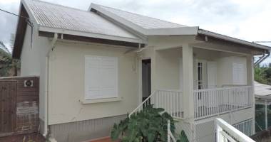 sh 4668 : villa f4 + mezzaninne tampon 11ème km
