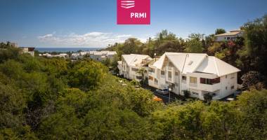 boucan canot : apt t2  vue degagee, dernier etage