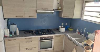 a louer à piton saint leu appartement t4  triplex  en rez de jardin de 92 m2