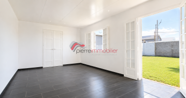 local à usage commercial ou professionnel 96m2 sur terrain 500m2