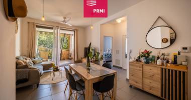 saint paul / centre ville : appartement t2 dans residence securisee