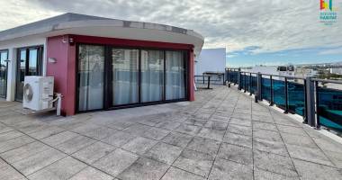 appartement saint denis 4 pièce(s) 136.59 m2