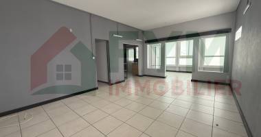 À louer   appartement f5 de 88,52 m2   le tampon centre-ville   1 200 €