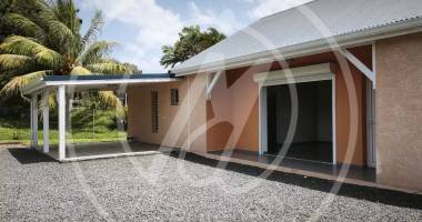 a louer 1400 €- villa t3 - mezzanine - petit bourg