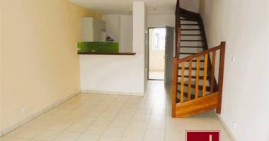 a louer appt t3 duplex la bretagne - residence avec piscine