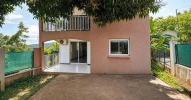 appartement t4 - le tampon / bras de pontho