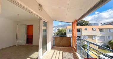 appartement t2 avec stationnement-libre de toute occupation