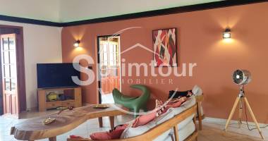 deshaies   villa creole renovee avec piscine et acces direct a une crique