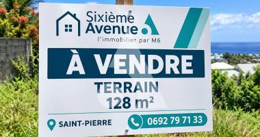 terrain de 128 m² saint-pierre  à 10 minutes à pied de la plage