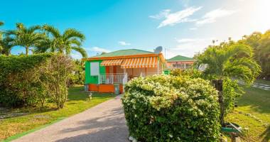résidence de tourisme - 4 bungalows + piscine - saint françois