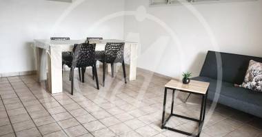 a  louer 700 € t3 meuble - bois rada - sainte rose