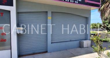 a vendre - local commercial 48,84 m2 environ - saint joseph - 117 000 €