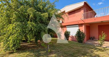 villa f6 avec grand jardin le tampon centre