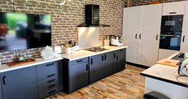 maison de plain-pied plus t2 et bungalow sur 8800 m² de terrain