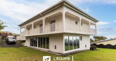 a saint benoit cambourg -villa type t4 avec garage