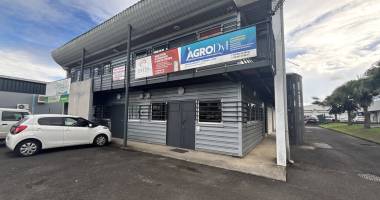 a louer 69m² - loyer mensuel 1380 €  possibilité de découpage