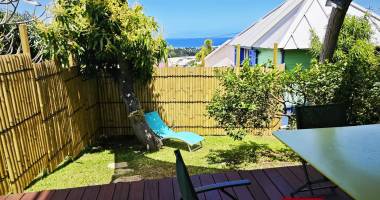 a louer - saint-gilles les bains - f2 meublé avec jardin type p