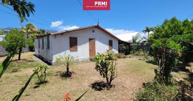 la bretagne 97490 - maison de 101 m² à rénover ou à démolir sur terrain de 711 m²