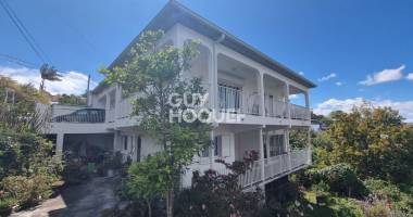 ensemble immobilier de 3 logements -  le tampon bras de pontho