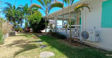 la possession/sainte-therese - a vendre villa f5   4 chb - terrain 591 m2 - piscine.