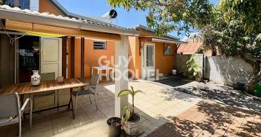 maison f5 terre-sainte