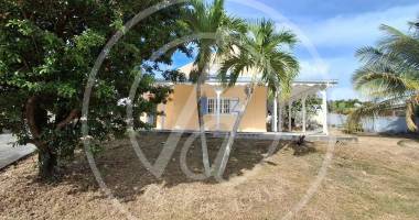 a vendre - maison t4 À sainte-anne – 348 000€