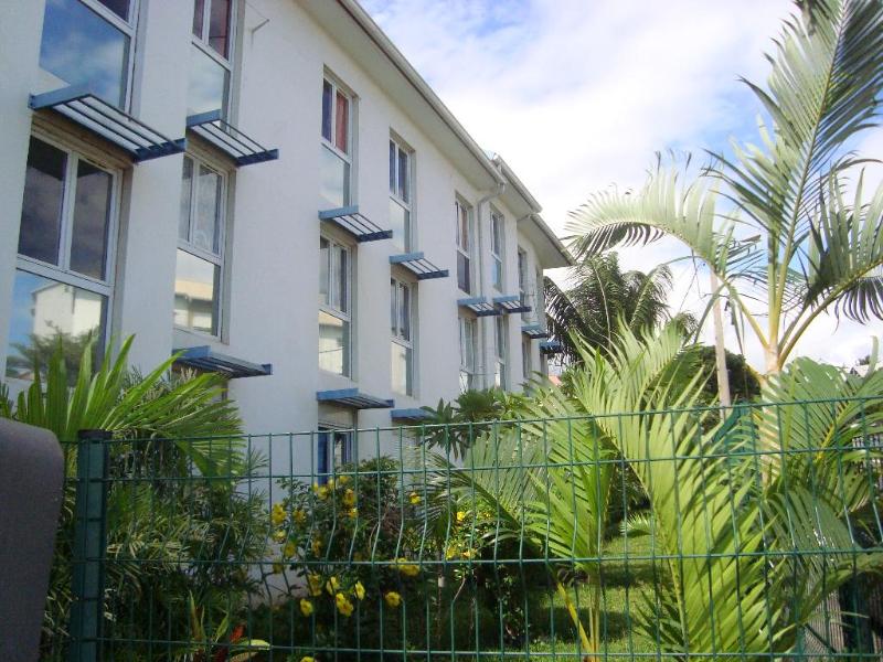 Location appartement SainteClotilde (97490) Réunion Nord Réf