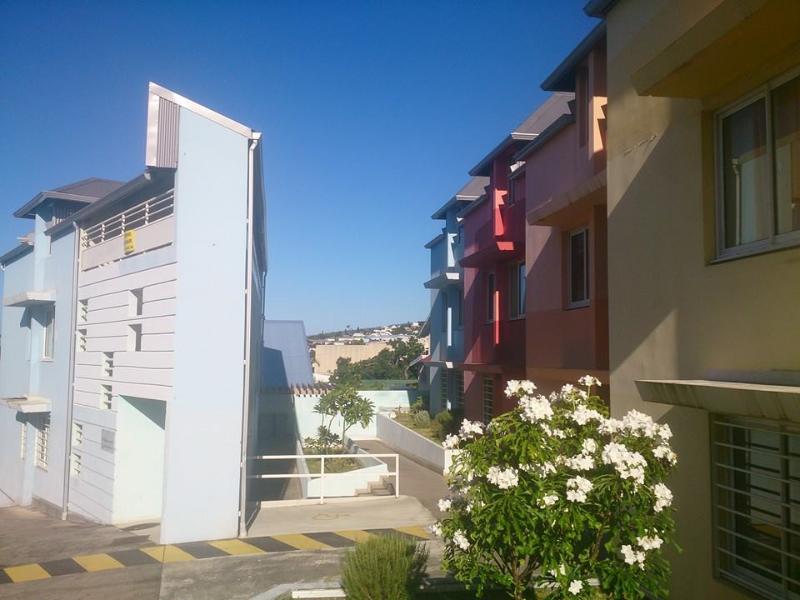 Location appartement SainteClotilde (97490) Réunion Nord Réf