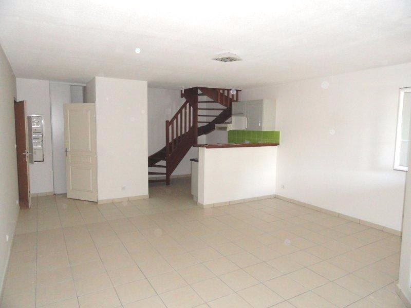 Location t3 duplex SainteClotilde (97490) Réunion Nord Réf. JARO1910