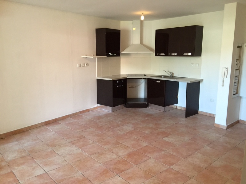 Location t3 SainteClotilde (97490) Réunion Nord Réf. cyprès183329469