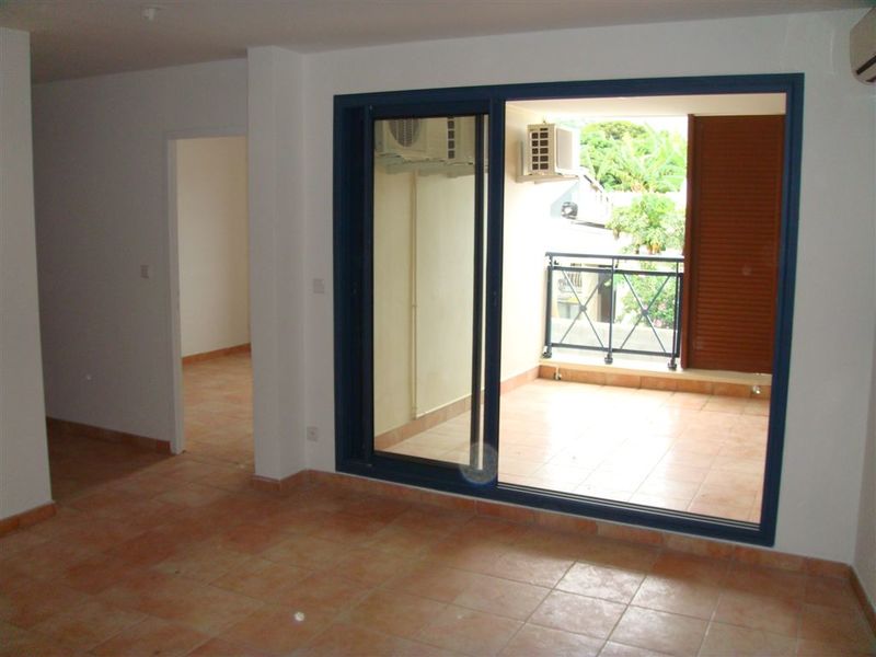 Location t3 SainteClotilde (97490) Réunion Nord Réf. cyprès183329469