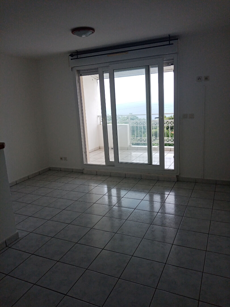 Location appartement SainteClotilde (97490) Réunion Nord Réf. 3085LNQD