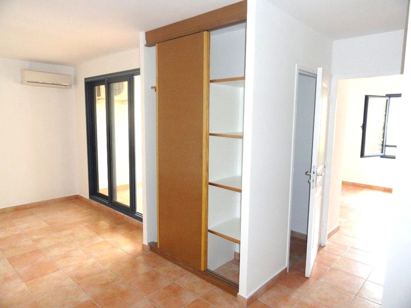 Location t3 SainteClotilde (97490) Réunion Nord Réf. cypres103640224