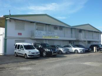 Location  Local Professionnel Les Abymes (97139) - GUADELOUPE