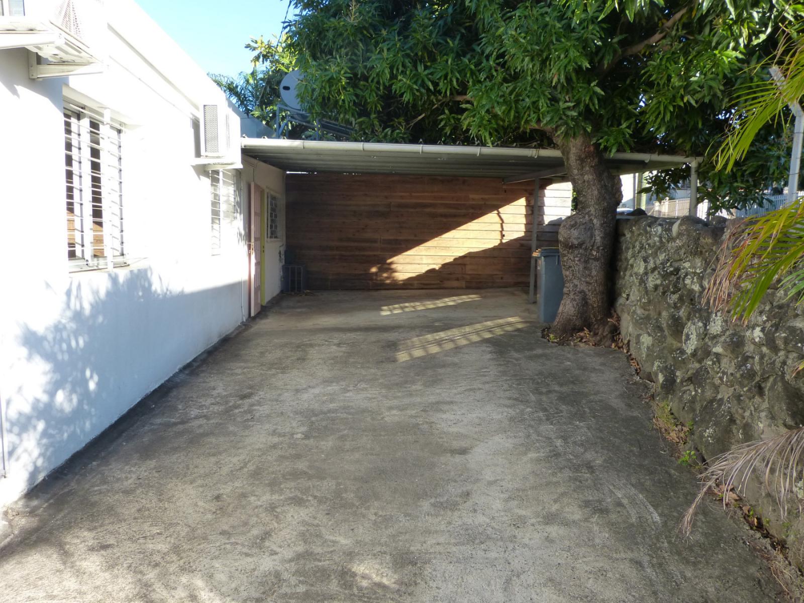 Location maison SainteClotilde (97490) Réunion Nord Réf. 3782UBI