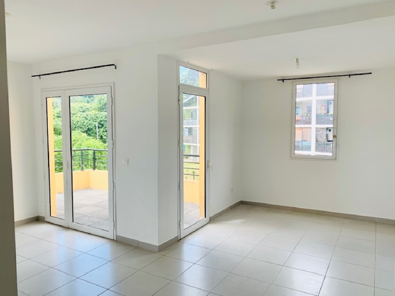 Location appartement SainteClotilde (97490) Réunion Nord Réf. L2019134