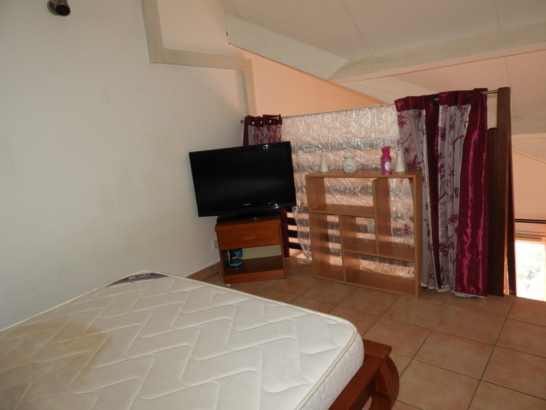 Location studio SainteClotilde (97490) Réunion Nord Réf. 734