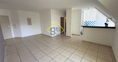 À louer a st andre   grand t2 rénové avec varangue et parking